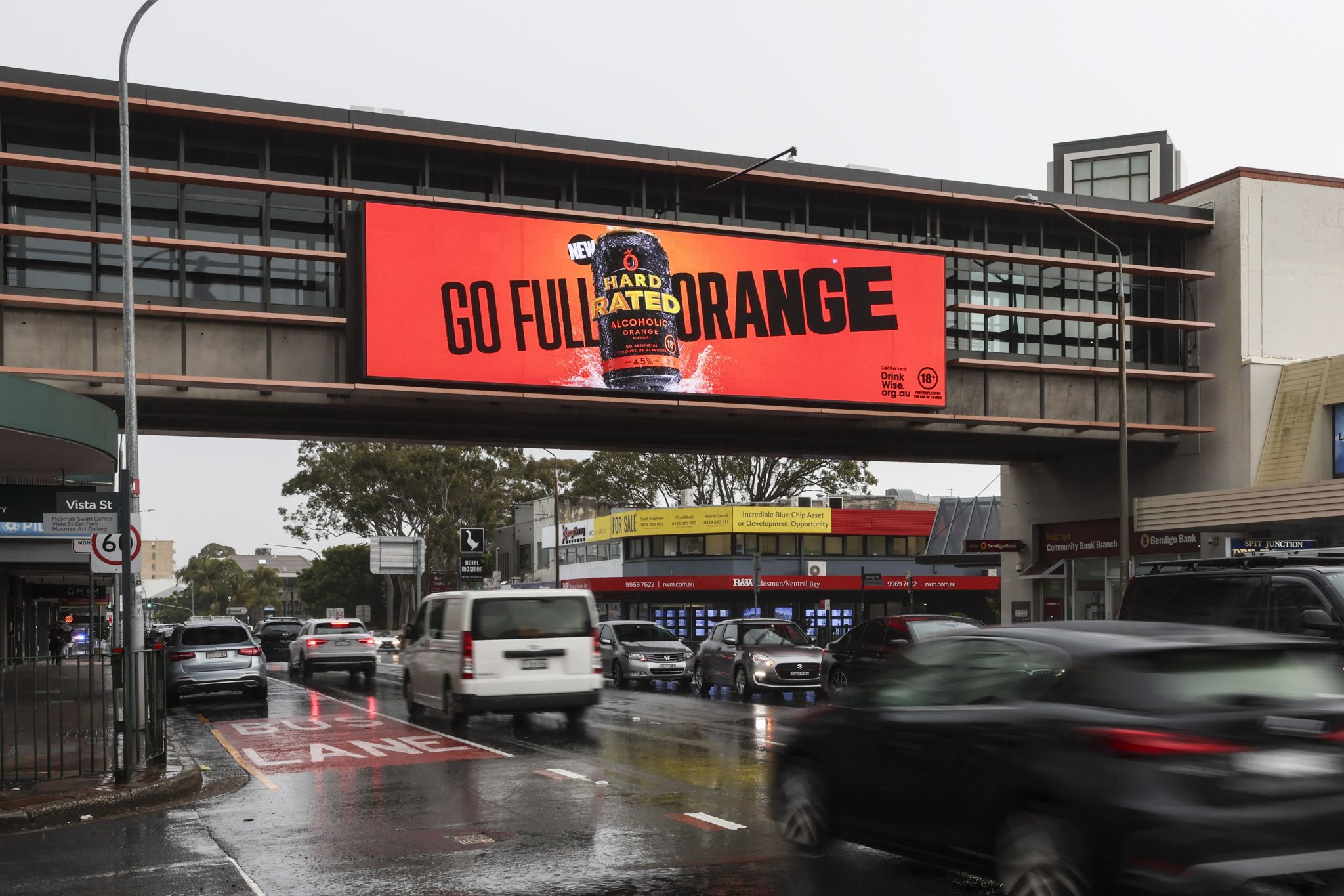 Сравнение пригодности для улицы DIP vs SMD vs MiniLED